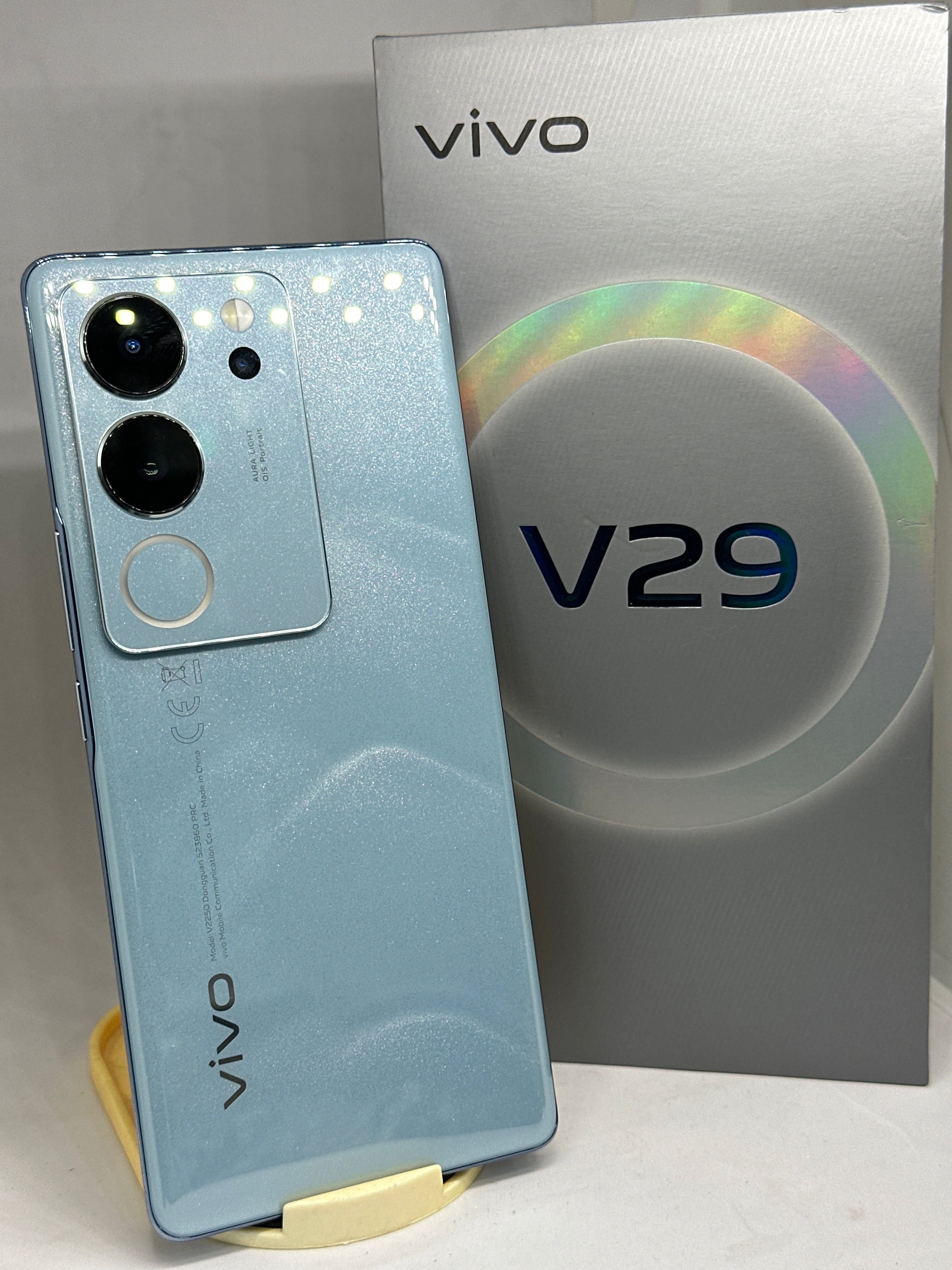 Vivo V29